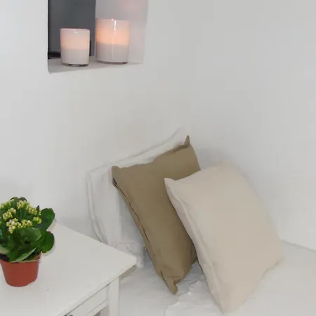 Cosy. 3 Guests Лиссабон